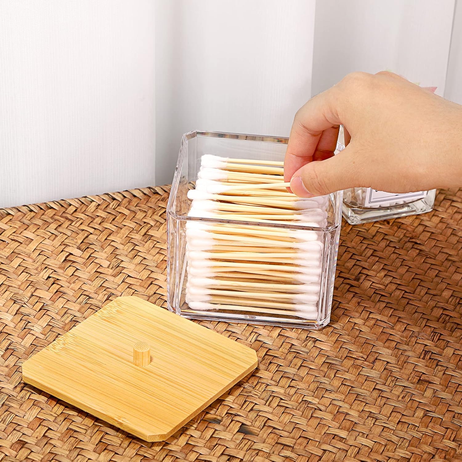 Hipiwe Acrylic Q-Tip Holder with Lid